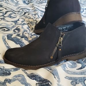 Hush Puppy Mazin Cayto Booties